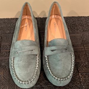 NEW Suede Penny loafer driving flat moccasin slip on shoes; sz 39 Sage Green